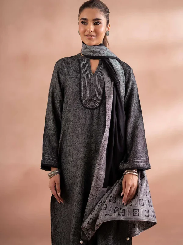 Urban Grace Basic Suit Set